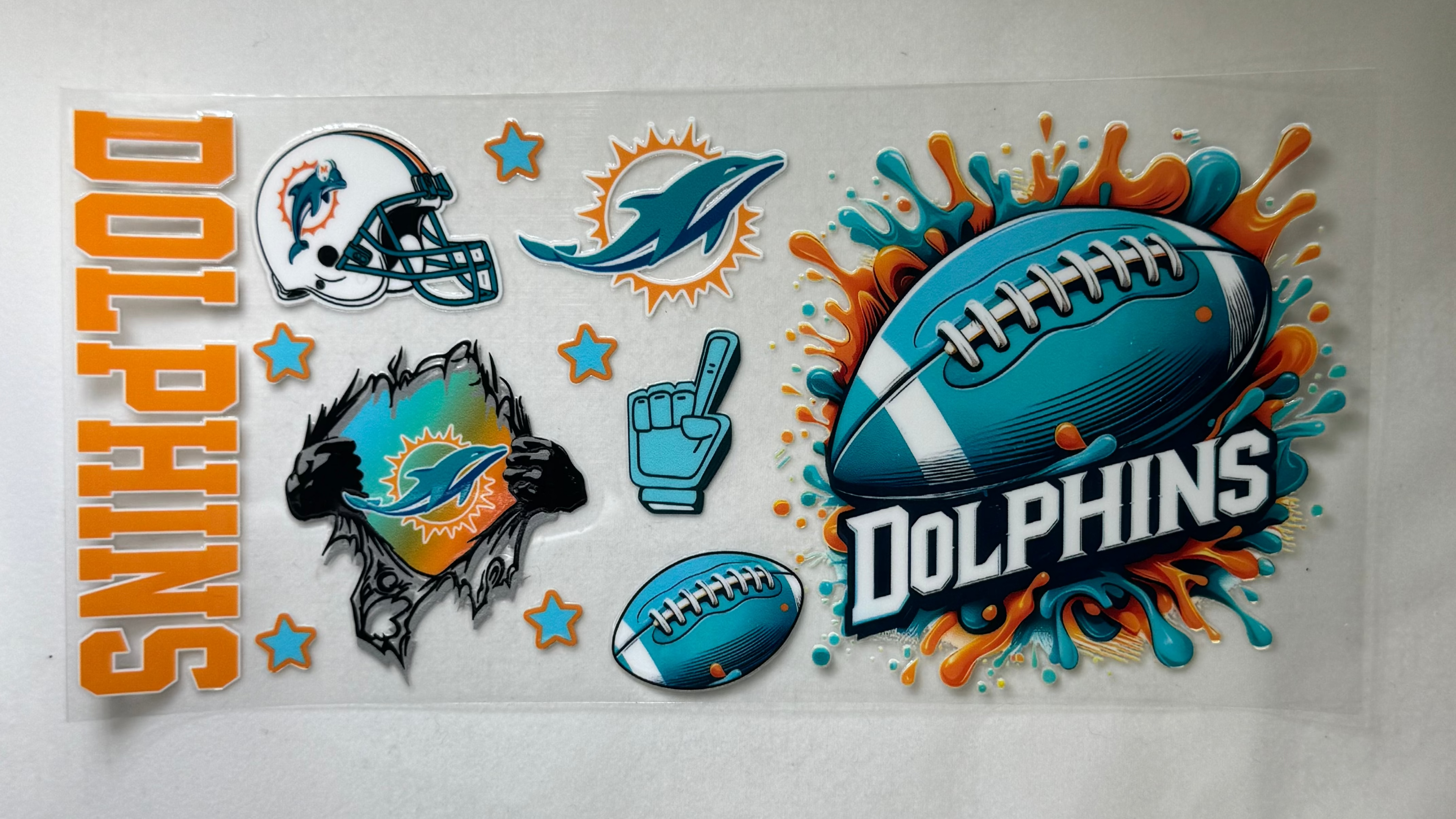 DOLPHINS 2