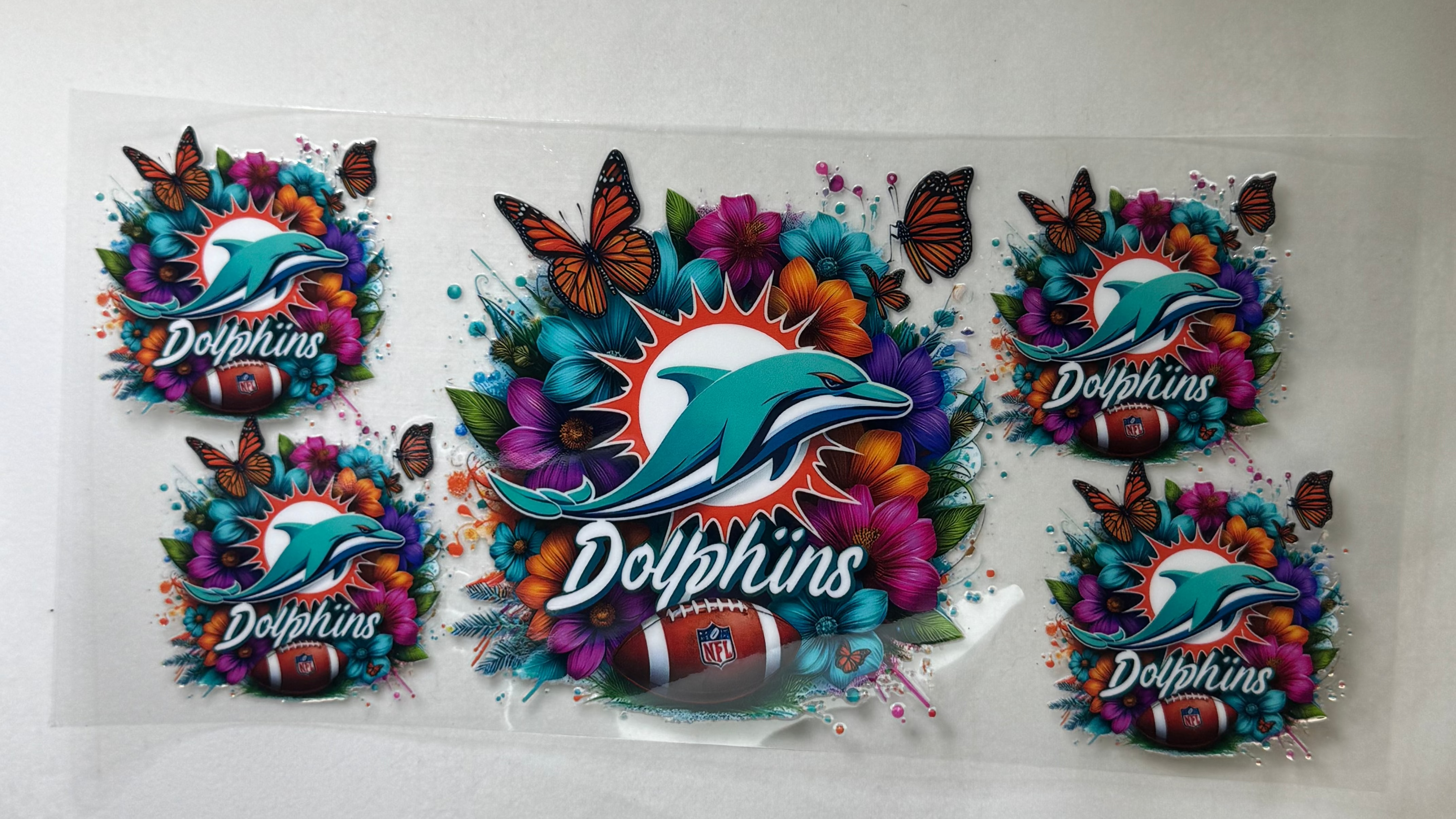 DOLPHINS 3